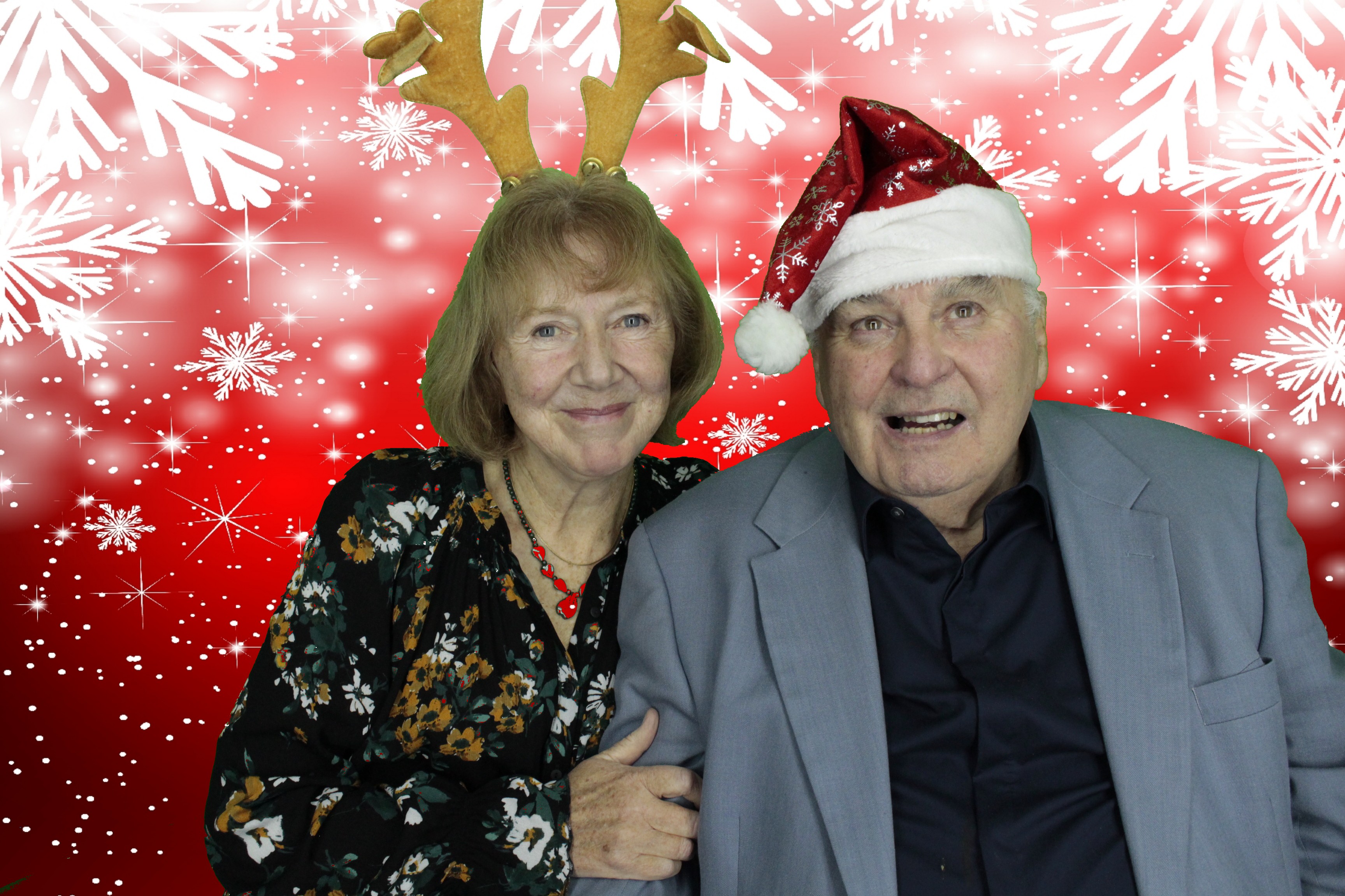 Silvermere Christmas Party | View more photos from the event at gallery.myphotoboothexperience.co.uk/u/MyPhotoBoothExperienceLtd/Silvermere-Christmas-Party-3